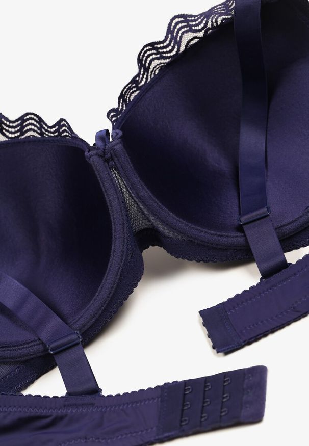 Born2be - Granatowy Biustonosz z Usztywnionymi Miseczkami i Koronką Tinarria. Kolor: niebieski. Materiał: koronka. Wzór: koronka