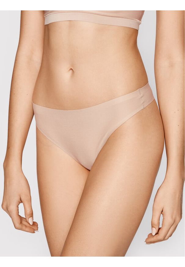 Chantelle Stringi Soft Stretch C26490 Beżowy. Kolor: beżowy. Materiał: bawełna