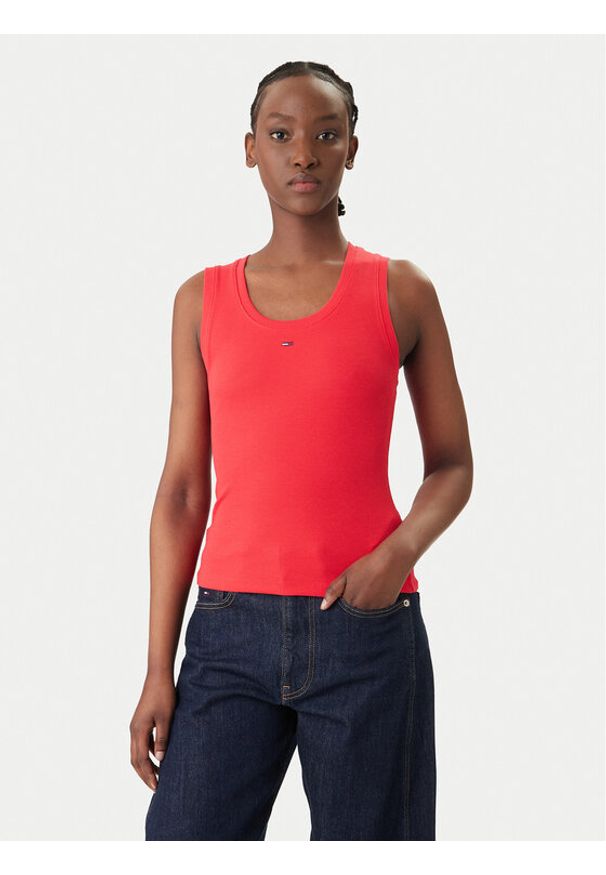 Tommy Jeans Top Essential DW0DW20673 Czerwony Slim Fit. Kolor: czerwony. Materiał: bawełna