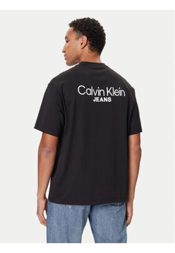 Calvin Klein Jeans T-Shirt LV04RD825G Czarny Regular Fit. Kolor: czarny. Materiał: bawełna