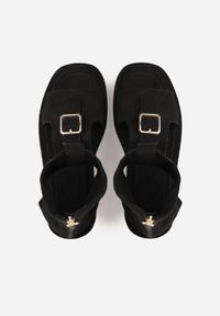 Renee - Czarne Sandały Typu Botki Ozdobione Metaliczną Klamrą z Przodu Adrasaia. Zapięcie: klamry. Kolor: czarny. Wzór: aplikacja. Sezon: lato #9