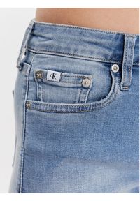 Calvin Klein Jeans Szorty jeansowe J20J220644 Niebieski Regular Fit. Kolor: niebieski. Materiał: bawełna