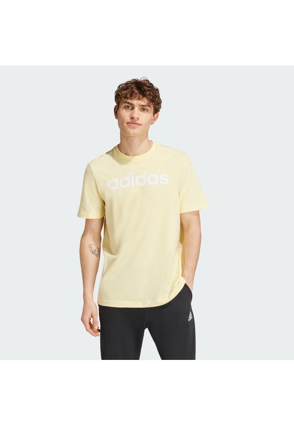 Adidas - Essentials Single Jersey Linear Embroidered Logo Tee. Kolor: żółty. Materiał: jersey. Sport: fitness