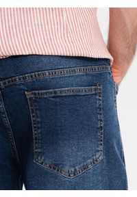 Ombre Clothing - Męskie denimowe szorty o klasycznym kroju – ciemnoniebieskie V3 OM-SRDS-0171 - XXL. Kolor: niebieski. Materiał: jeans, skóra, bawełna, elastan. Wzór: aplikacja. Sezon: lato. Styl: klasyczny #3