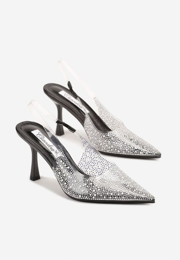 Renee - Czarne Przezroczyste Sandały na Obcasie z Odkrytą Piętą i Cyrkoniami Neliri. Okazja: na co dzień. Zapięcie: sprzączka. Kolor: czarny. Materiał: jeans. Obcas: na obcasie. Styl: casual, wizytowy. Wysokość obcasa: średni