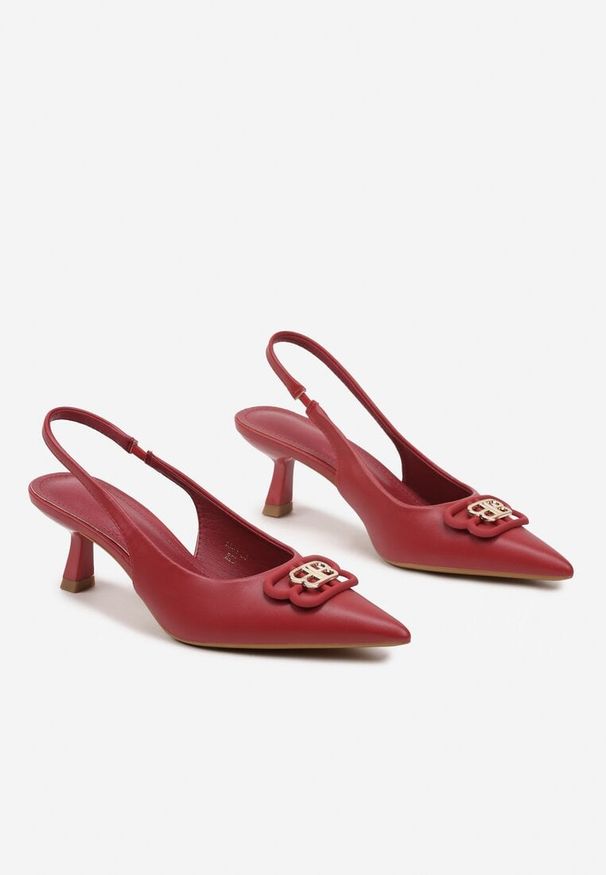 Renee - Czerwone Sandały na Kaczuszce z Odsłoniętą Piętą Tirreina. Kolor: czerwony. Wzór: aplikacja. Obcas: na szpilce. Styl: elegancki, klasyczny