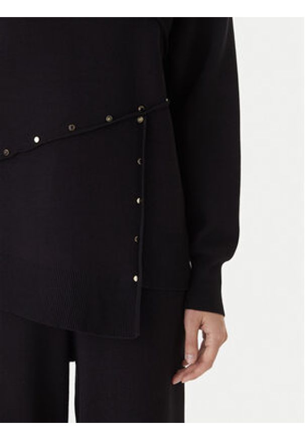 LOLA CASADEMUNT Sweter LF2511010 Czarny Regular Fit. Kolor: czarny. Materiał: wiskoza