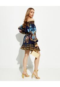 Camilla - CAMILLA - Sukienka mini z hiszpańskim dekoltem Fields of Treasure. Kolor: niebieski. Materiał: jedwab. Wzór: aplikacja. Typ sukienki: rozkloszowane. Długość: mini #3