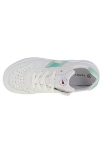 TOMMY HILFIGER - Buty Tommy Hilfiger Low Cut Lace-Up Sneaker W T3A4-32143-1351A166 białe. Okazja: na co dzień. Kolor: biały. Materiał: guma, syntetyk, skóra