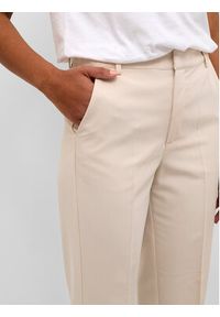 Kaffe Spodnie materiałowe Sakura 10507770 Écru Regular Fit. Kolor: kremowy. Materiał: syntetyk #5