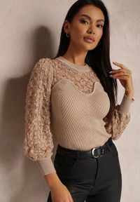 Renee - Beżowy Sweter z Prążkowanej Dzianiny z Koronką Ule. Kolor: beżowy. Materiał: koronka, dzianina, prążkowany. Wzór: koronka #5
