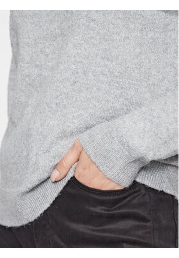 only - ONLY Sweter Rica 15204279 Szary Regular Fit. Kolor: szary. Materiał: syntetyk