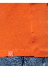 United Colors of Benetton - United Colors Of Benetton T-Shirt 3P7XU108X Pomarańczowy Regular Fit. Kolor: pomarańczowy. Materiał: bawełna