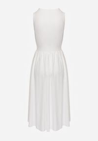 Born2be - Biała Sukienka Midi Bez Rękawów z Plisowanym Dołem Dreana. Kolor: biały. Długość rękawa: bez rękawów. Styl: elegancki. Długość: midi #6