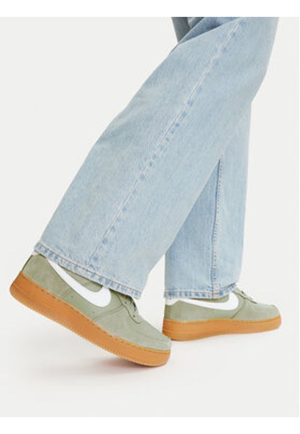 Nike Sneakersy FQ8714 300 Zielony. Kolor: zielony. Materiał: skóra