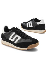 Sneakersy damskie Filippo, cholewka ze skóry naturalnej licowej i zamszowej wiązany fason z zabudowanym przodem, czarne, DP7686/26. Kolor: czarny. Materiał: skóra, zamsz. Szerokość cholewki: normalna #2