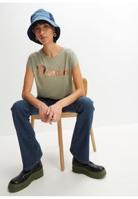 bonprix - Długi T-shirt z mieszanki wiskozy. Kolor: zielony. Materiał: wiskoza. Długość: długie. Wzór: napisy. Styl: elegancki #3