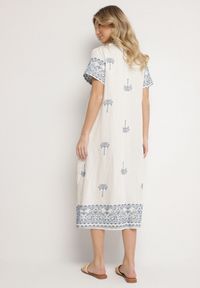 Born2be - Biała Pudełkowa Sukienka z Wiskozą o Koszulowym Kroju Zdobiona Haftem Sanori. Okazja: na co dzień. Kolor: biały. Materiał: wiskoza. Długość rękawa: krótki rękaw. Wzór: aplikacja, haft. Typ sukienki: koszulowe. Styl: casual, klasyczny #2