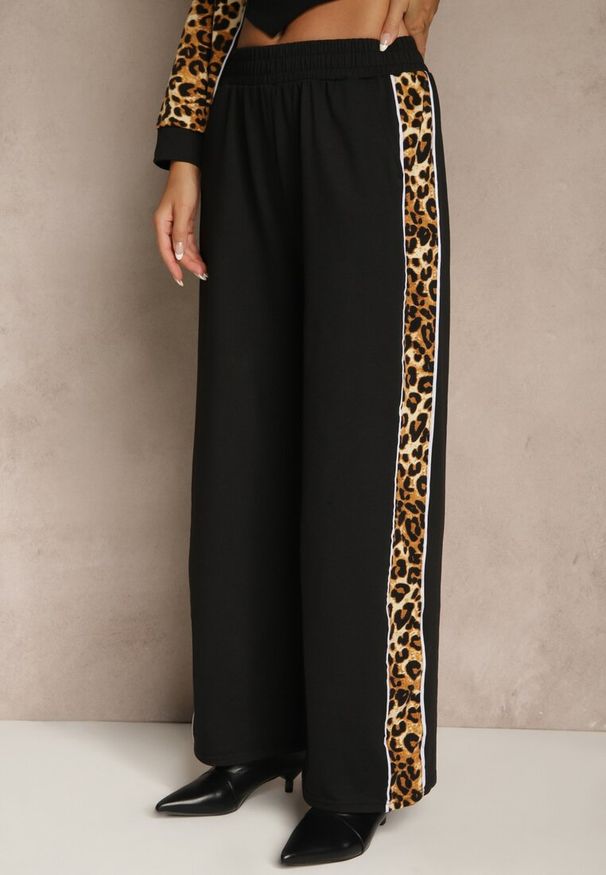 Renee - Czarny Komplet Dresowy z Panterkowymi Wstawkami Bluza i Spodnie Wide Leg Redrie. Kolor: czarny. Materiał: dresówka. Wzór: aplikacja, motyw zwierzęcy