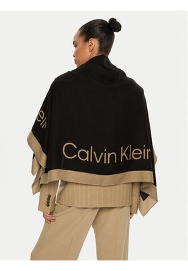 Calvin Klein Chusta K60K612882 Czarny. Kolor: czarny. Materiał: materiał
