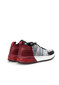 Armani Exchange Sneakersy | XUX025 XV069 | Mężczyzna | Czerwony, Szary. Nosek buta: okrągły. Zapięcie: bez zapięcia. Kolor: czerwony, szary, wielokolorowy. Materiał: tkanina