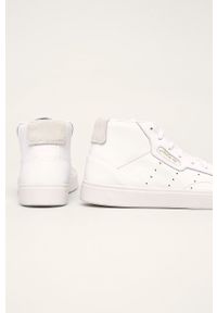 adidas Originals - Buty skórzane Sleek Mid. Nosek buta: okrągły. Zapięcie: sznurówki. Kolor: biały. Materiał: skóra. Szerokość cholewki: normalna. Obcas: na obcasie. Wysokość obcasa: średni, niski #5