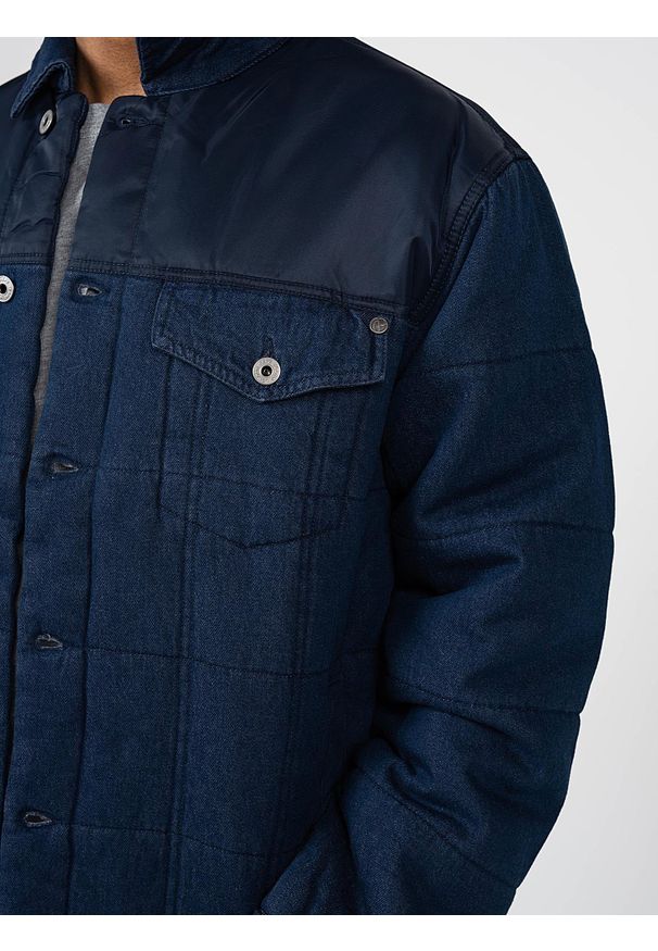 Pepe Jeans Kurtka "Barnet" | PM402629 | Barnet | Mężczyzna | Granatowy. Okazja: na co dzień. Kolor: niebieski. Materiał: nylon. Wzór: aplikacja. Styl: casual
