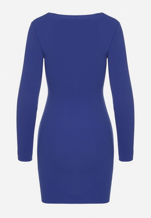 Born2be - Niebieska Sukienka o Dopasowanym Kroju z Kopertowym Dekoltem Ermellia. Okazja: na randkę, na ślub cywilny, na wesele. Typ kołnierza: dekolt kopertowy. Kolor: niebieski. Materiał: skóra. Długość rękawa: długi rękaw. Typ sukienki: kopertowe. Styl: glamour, klasyczny, elegancki