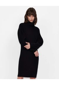 Armani Exchange - ARMANI EXCHANGE - Czarna sukienka mini z dzianiny. Typ kołnierza: golf. Kolor: czarny. Materiał: dzianina. Długość: mini #1
