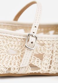 Renee - Beżowe Boho Balerinki VICES w Stylu Mary Jane z Ażurową Cholewką Lainia. Okazja: na co dzień. Zapięcie: pasek. Kolor: beżowy. Szerokość cholewki: normalna. Wzór: ażurowy. Sezon: wiosna, lato. Styl: boho #7