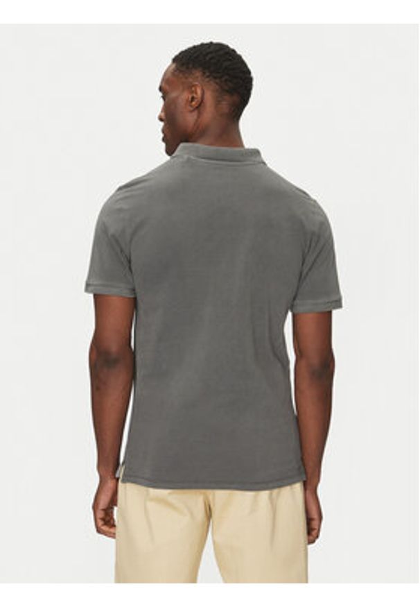 Guess Polo F5GP00 K9WF1 Czarny Regular Fit. Typ kołnierza: polo. Kolor: czarny. Materiał: bawełna
