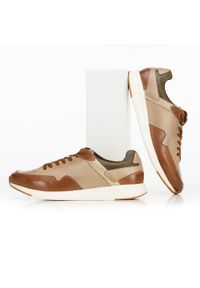 Wittchen - Męskie sneakersy ze skóry licowej. Okazja: na randkę, do pracy. Nosek buta: okrągły. Kolor: brązowy, beżowy, wielokolorowy. Materiał: skóra #3