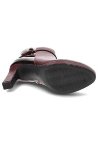 Bordowe Botki Marco Tozzi Damskie Ocieplane Skórzane Buty Na Obcasie. Kolor: czerwony. Materiał: skóra. Szerokość cholewki: normalna. Wzór: gładki, aplikacja. Obcas: na obcasie. Wysokość obcasa: średni #7