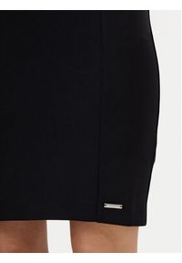Calvin Klein Sukienka codzienna K20K208433 Czarny Regular Fit. Okazja: na co dzień. Kolor: czarny. Materiał: syntetyk. Typ sukienki: proste. Styl: casual