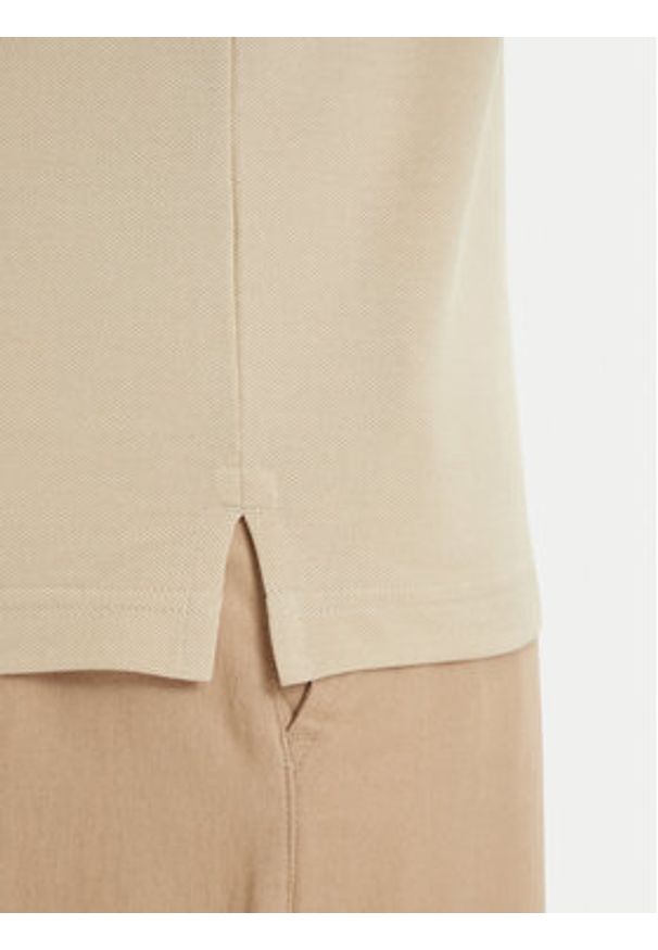 GANT - Gant Polo Shield 2210 Beżowy Regular Fit. Typ kołnierza: polo. Kolor: beżowy. Materiał: bawełna