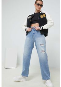 Tommy Jeans jeansy Betsy damskie medium waist. Kolor: niebieski #4