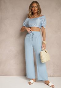 Renee - Jasnoniebieskie Szerokie Spodnie High Waist z Gumką w Pasie Savimirae. Okazja: na co dzień. Stan: podwyższony. Kolor: niebieski. Styl: elegancki, casual #3