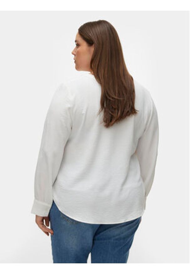 Vero Moda Curve Bluzka Alva 10301890 Biały Regular Fit. Kolor: biały. Materiał: syntetyk
