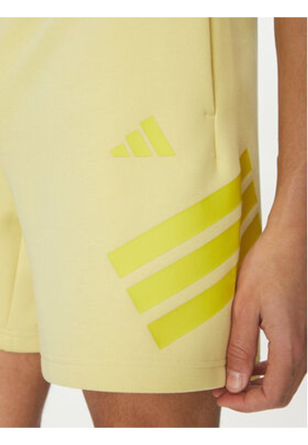 Adidas - adidas Szorty sportowe Future Icons 3-Stripes JD4883 Żółty Regular Fit. Kolor: żółty. Materiał: bawełna. Styl: sportowy