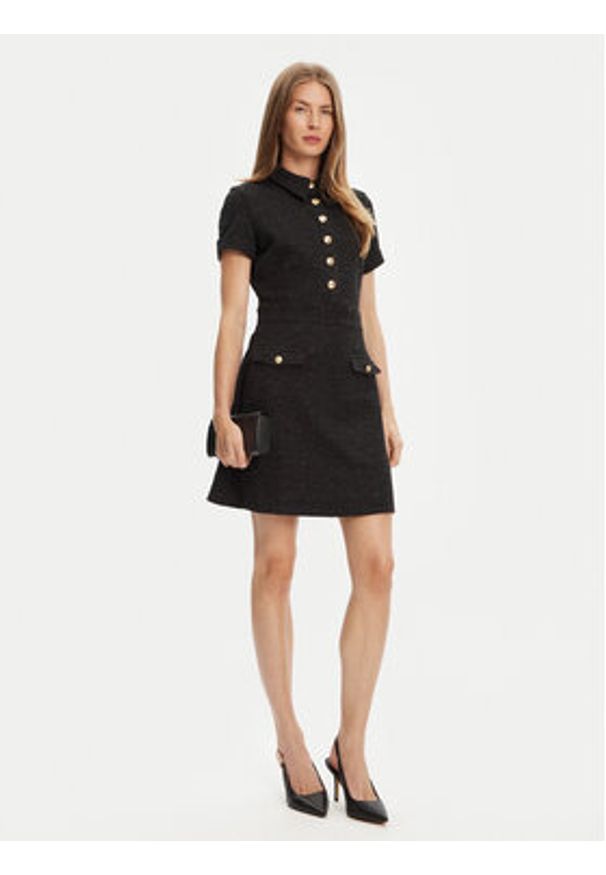Guess Sukienka dzianinowa W5YK18 KCXO2 Czarny Regular Fit. Kolor: czarny. Materiał: syntetyk