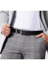 Wittchen - Męski pasek skórzany z dwukolorową klamrą czarny. Kolor: czarny. Materiał: skóra. Wzór: napisy. Styl: casual #4