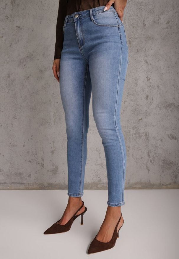 Renee - Niebieskie Jeansy Skinny z Bawełną Push-Up Erilessa. Okazja: na co dzień. Kolor: niebieski. Styl: elegancki, casual