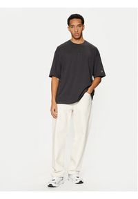 Champion T-Shirt 220279 Czarny Relaxed Fit. Kolor: czarny. Materiał: bawełna #5