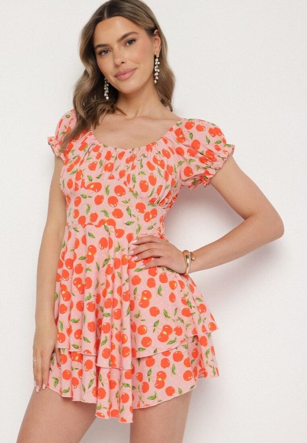 Born2be - Różowa Rozkloszowana Sukienka z Bawełną z Motywem Wiśni Lunadessa. Okazja: na imprezę, na co dzień. Kolor: różowy. Materiał: bawełna. Sezon: lato. Typ sukienki: proste. Styl: klasyczny, casual, elegancki