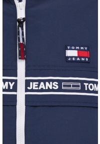Tommy Jeans kurtka DW0DW13015.PPYY damska kolor granatowy przejściowa. Kolor: niebieski. Materiał: poliamid #4