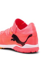 Puma - Buty piłkarskie FUTURE 7 MATCH TT PUMA Sunset Glow Black Sun Stream Pink Orange. Kolor: żółty, czarny, pomarańczowy, wielokolorowy. Materiał: syntetyk, materiał. Sport: piłka nożna