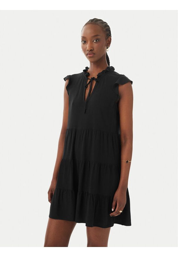 Vero Moda Sukienka codzienna Alba 10342656 Czarny Regular Fit. Okazja: na co dzień. Kolor: czarny. Materiał: wiskoza. Typ sukienki: proste. Styl: casual