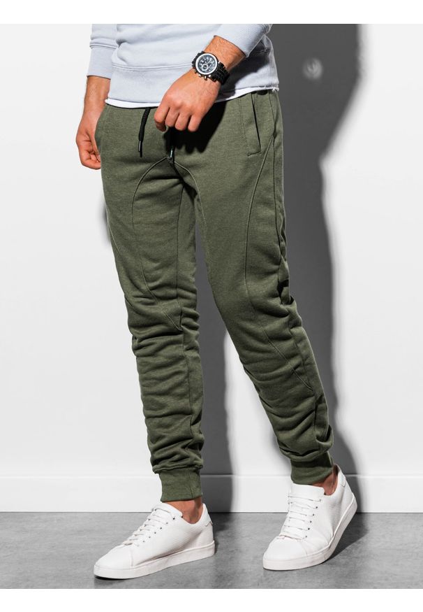 Ombre Clothing - Spodnie męskie dresowe joggery P867 - oliwkowe - XXL. Kolor: oliwkowy. Materiał: dresówka