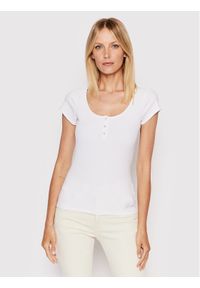 Guess Bluzka W2YP24 KBCO2 Biały Slim Fit. Kolor: biały. Materiał: wiskoza #1