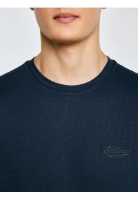 Big-Star - Koszulka męska z nadrukiem na piersi granatowa Serer 403. Kolor: niebieski. Materiał: bawełna. Wzór: nadruk #2